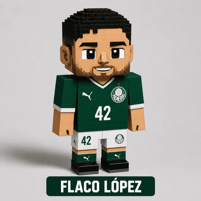 Boneco de papercraft do jogador Flaco López